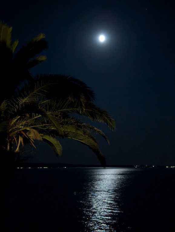 La Bella Luna di Lago di Bolsena